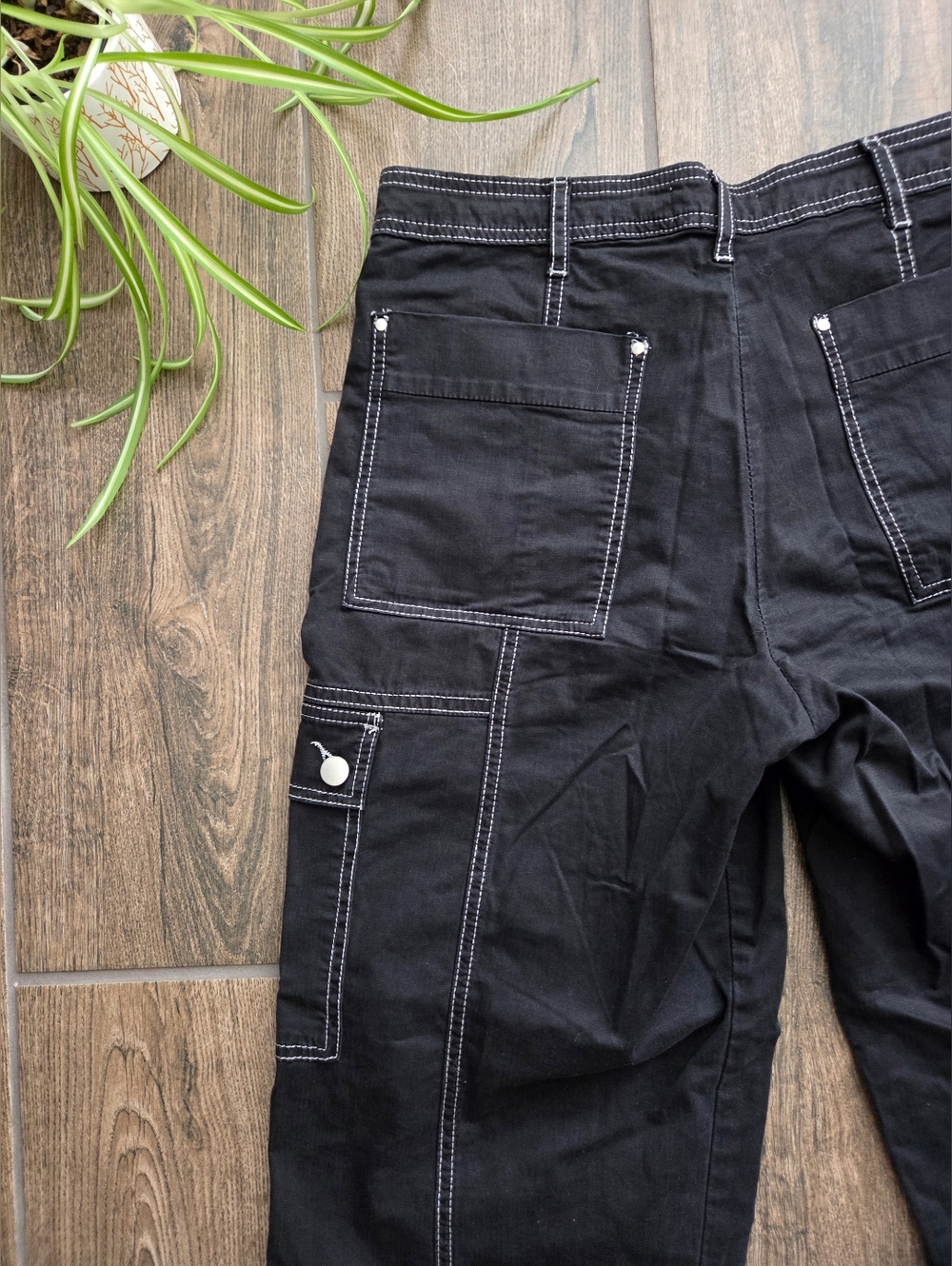 Anthropologie The Carson Utility Barrel Pants in Black Cargo High Rise Sz 6 - Picture 12 of 13